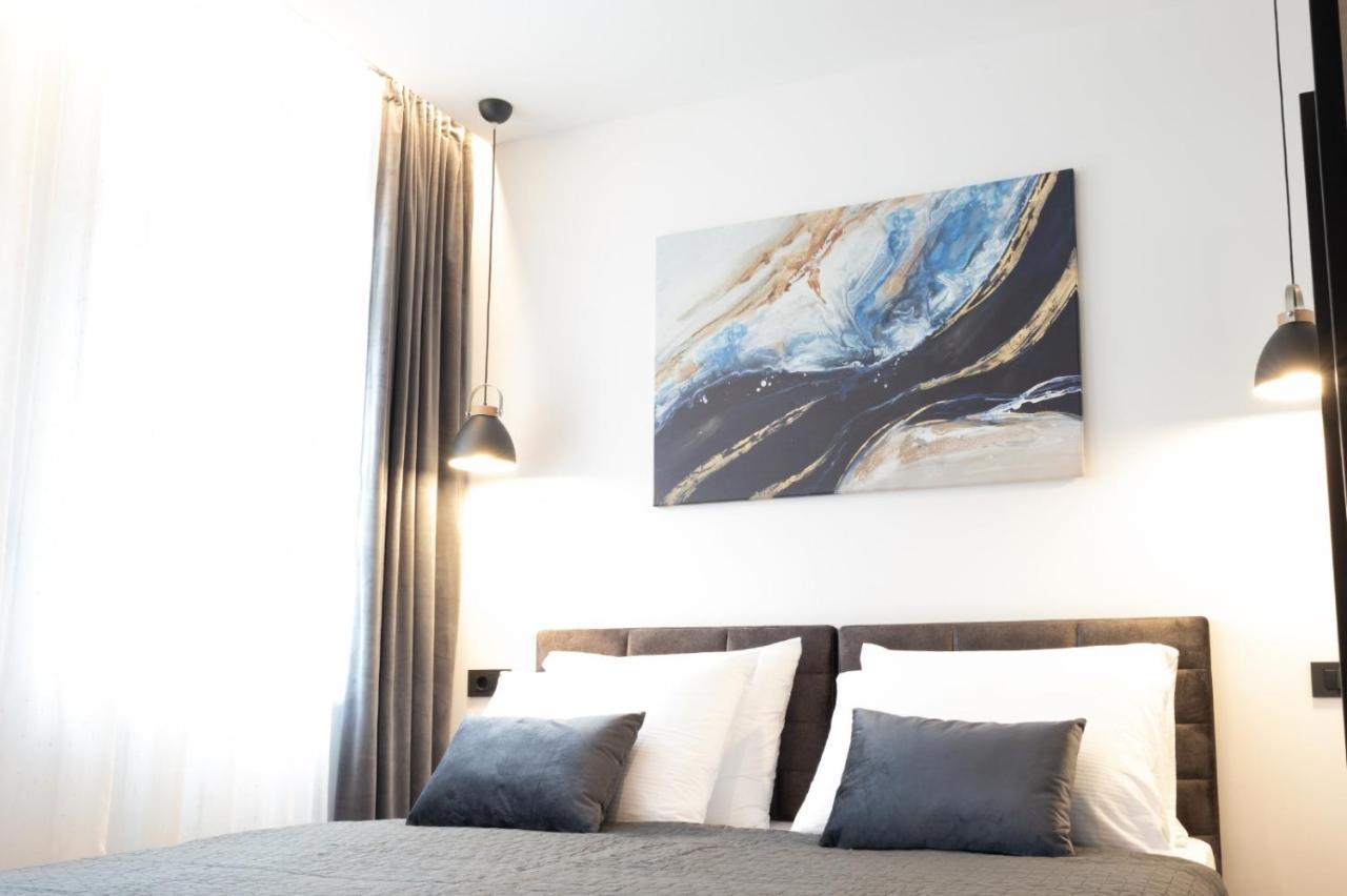 Apartmani Mozart-Centar Virovitica Exterior foto