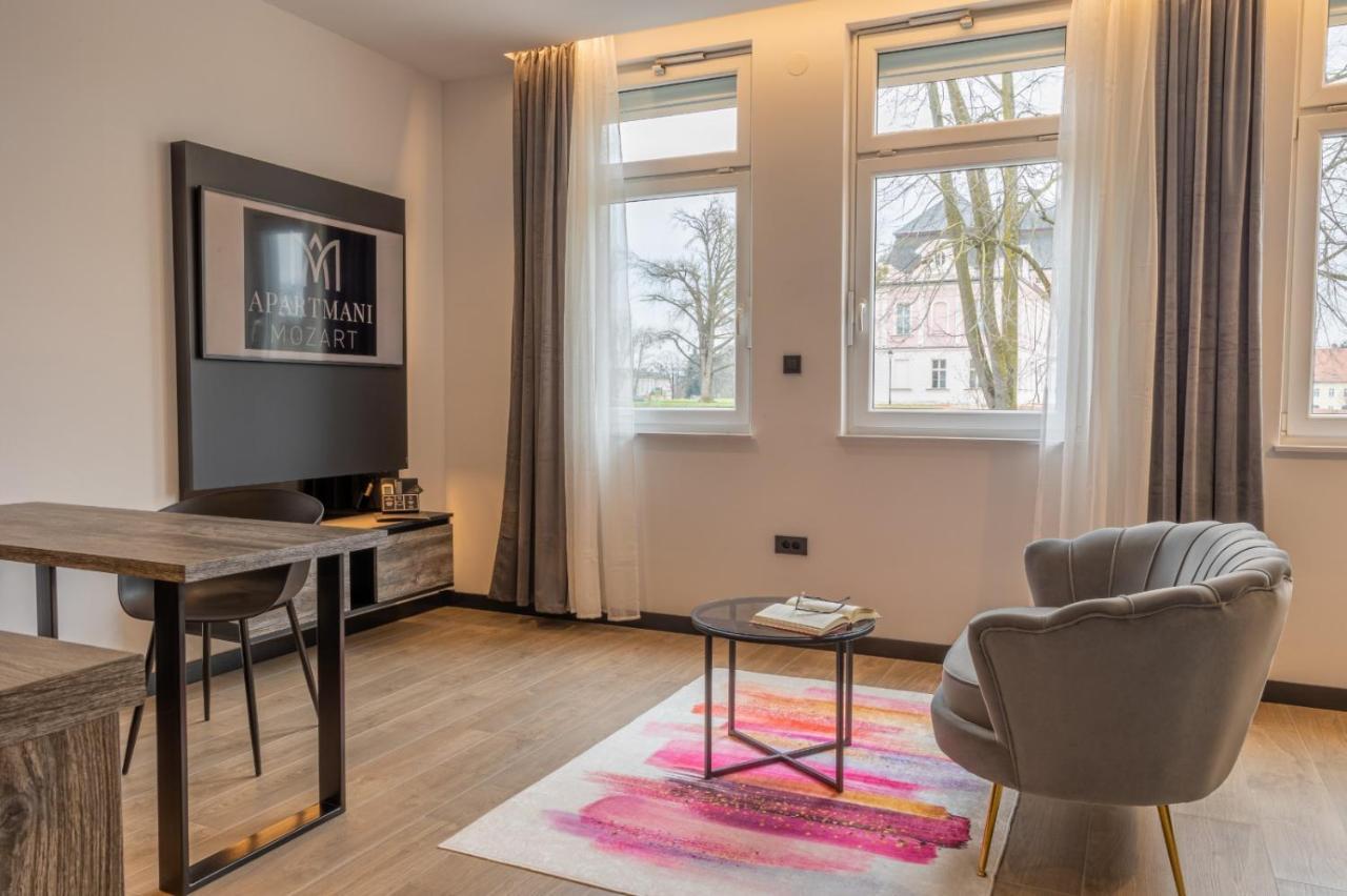 Apartmani Mozart-Centar Virovitica Exterior foto